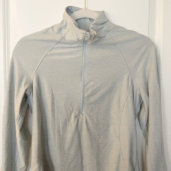 Women's Apana Yoga Light Green  Long Sleeve Athletic Top Size Small - Picture 2 of 10